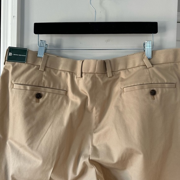 Brooks Brothers Clark Straight-Fit Stretch Advantage Chino® Pants - Picture 5 of 10
